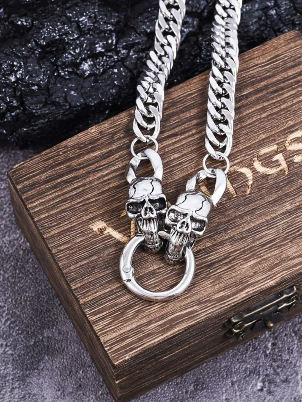 Mens double skull cuban chain necklace stainless steel